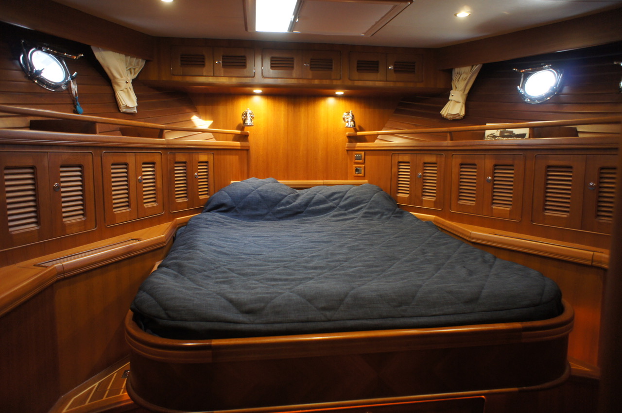 Selene 54
