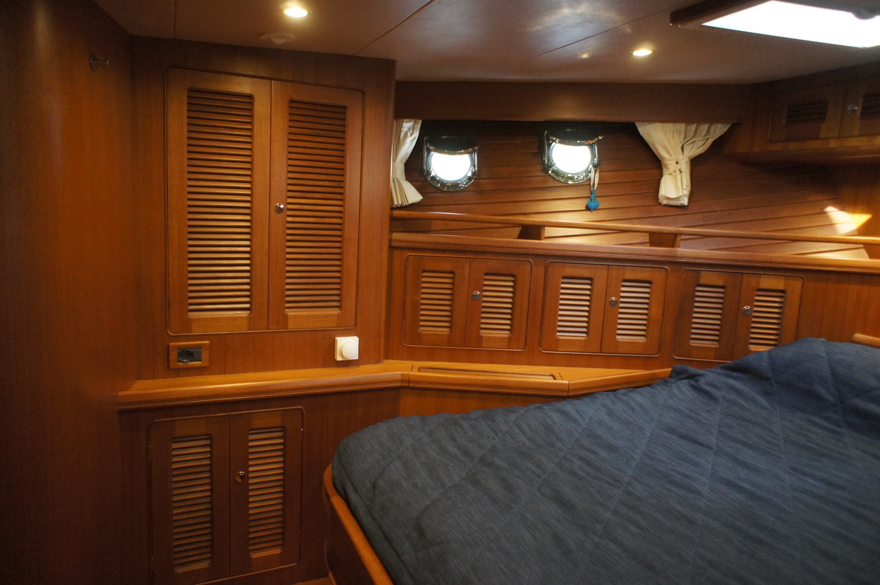 Selene 54