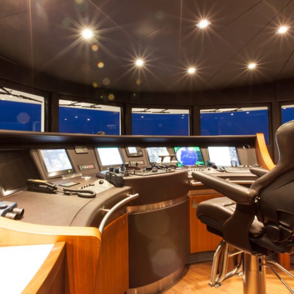 136_1645063702 136_1645063702