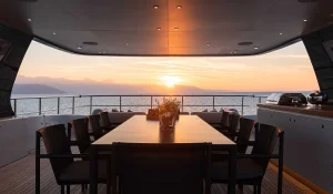 Benetti Oasis 34M