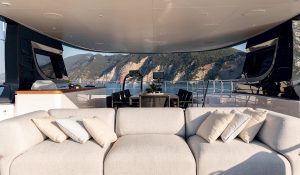 Benetti Oasis 34M