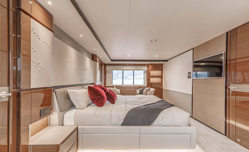 Princess-35M-Avalon-20