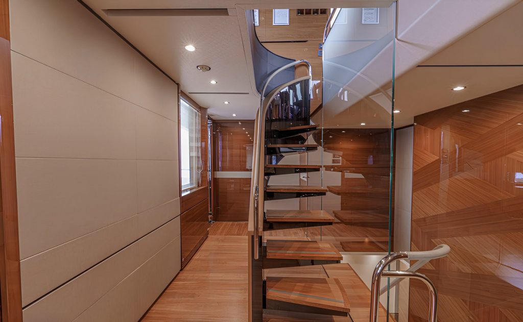 Princess-35M-Avalon-22