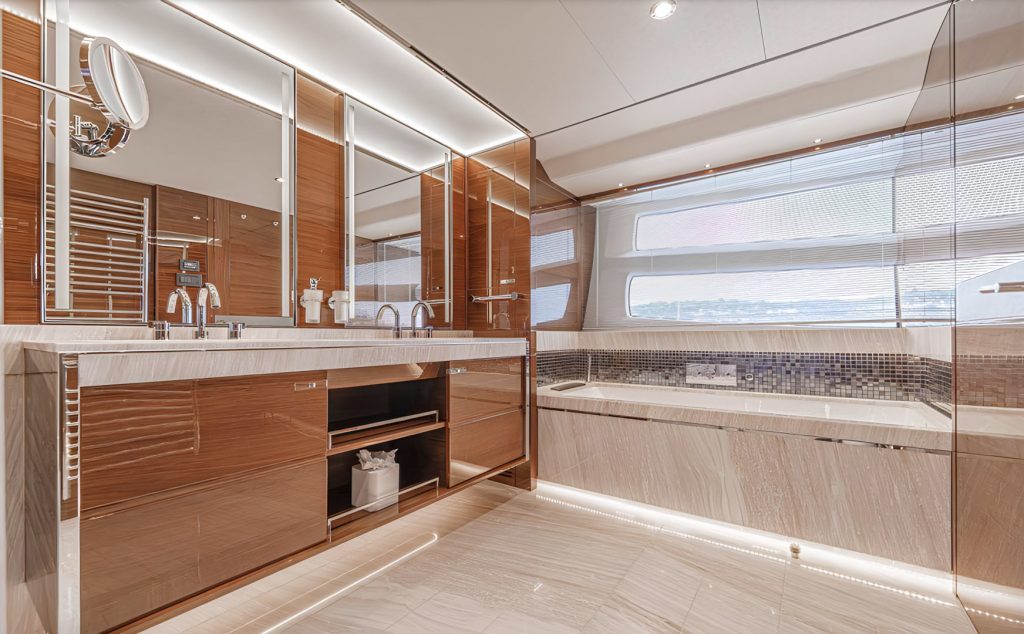 Princess-35M-Avalon-24
