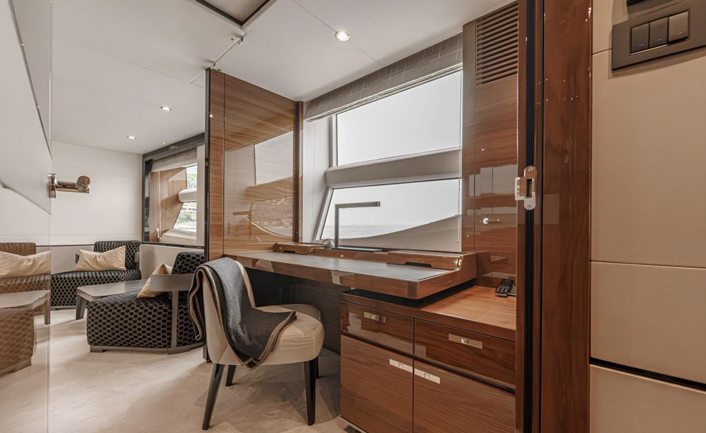 Princess-35M-Avalon-31