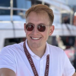 Алексей Глухов
