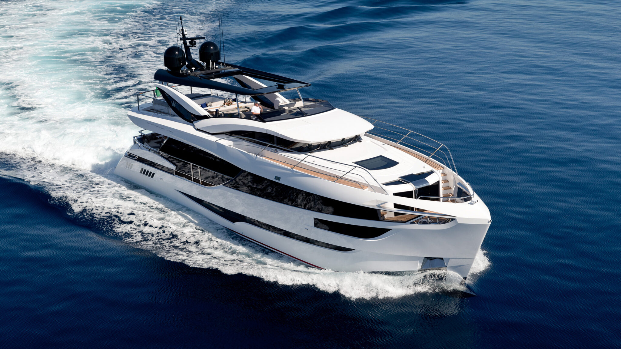 Dominator-Yacht-2