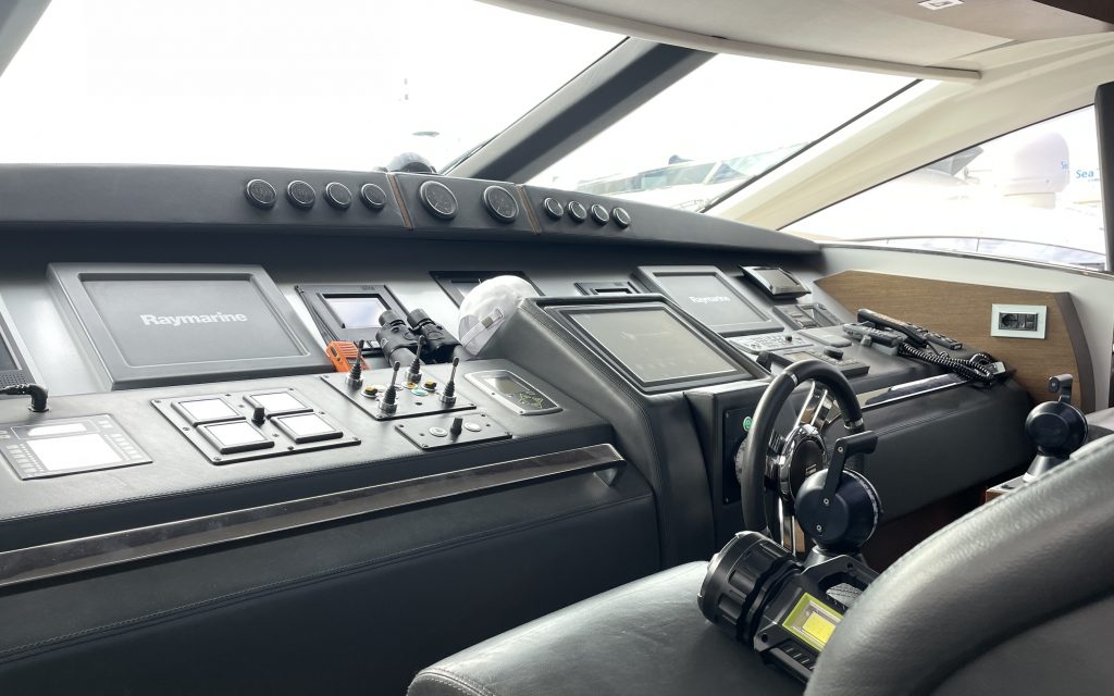 Azimut 103 SL