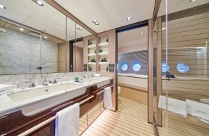 AZIMUT GRANDE 27 METRI