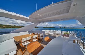 AZIMUT GRANDE 27 METRI