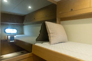 Selene 64 Ocean Explorer