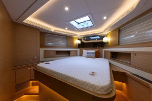 Selene 64 Ocean Explorer