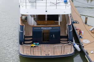 Selene 64 Ocean Explorer