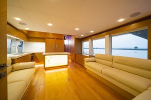 Selene 64 Ocean Explorer