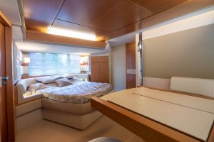 Azimut 64