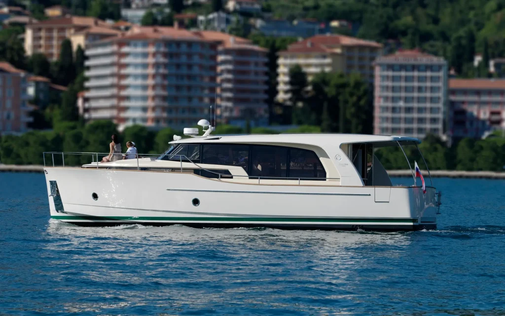Greenline 40